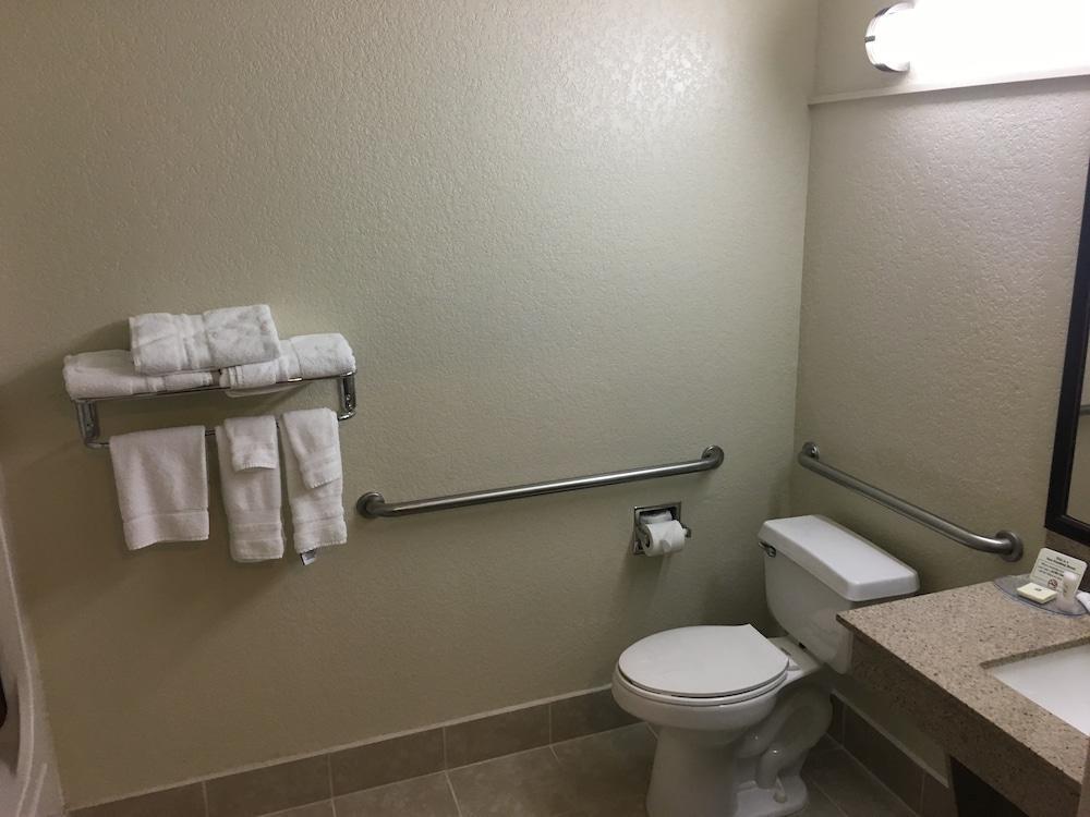 Western 3* San Marcos