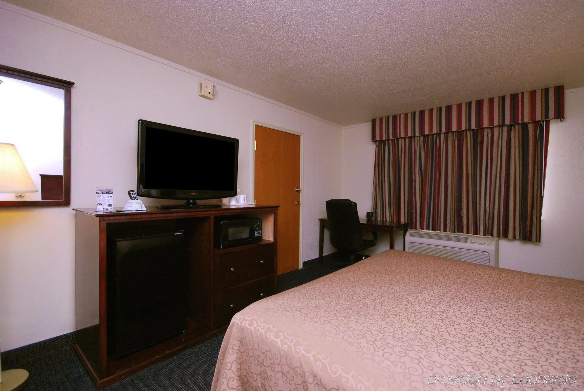Western Hotel 3*